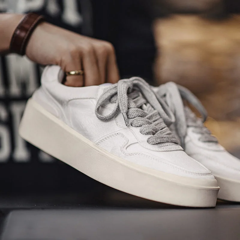 Men's canvas shoes with a perforated design for better ventilation Men's canvas shoes with a breathable mesh lining for comfortMen Minimalism Fashion Casual Canvas Skate Shoes Men's canvas shoes with a perforated design for better ventilation Men's canvas shoes with a breathable mesh lining for comfortMen Minimalism Fashion Casual Canvas Skate Shoes