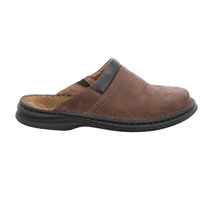 Men's slippers in a warm color like red or brown Josef Seibel 10663 Max Brown Nubuck Men's slippers in a warm color like red or brown Josef Seibel 10663 Max Brown Nubuck