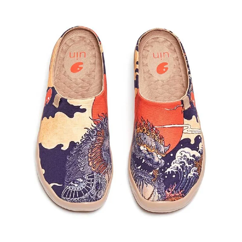 Men's low - top canvas shoes for a sleek and casual look Creature Slipper
