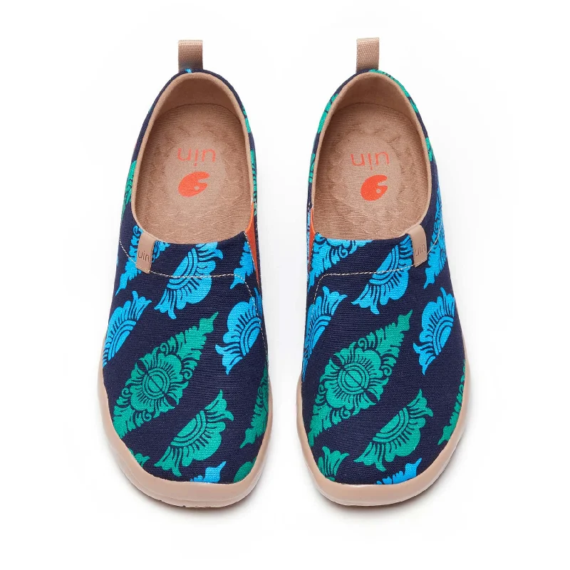 Men's canvas shoes with a buckle - strap detail for a stylish touch Charm of Bali Toledo I Men Men's canvas shoes with a buckle - strap detail for a stylish touch Charm of Bali Toledo I Men