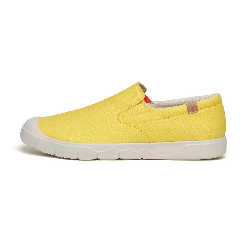 Men's canvas shoes with a branded logo on the side for brand recognition Yellow Maize Canvas Cadiz I Men Men's canvas shoes with a branded logo on the side for brand recognition Yellow Maize Canvas Cadiz I Men