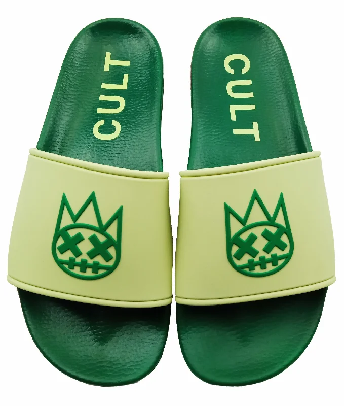 Men's slippers with a pointed toe for a stylish appearance CULT SLIDE IN KELLY GREEN Men's slippers with a pointed toe for a stylish appearance CULT SLIDE IN KELLY GREEN