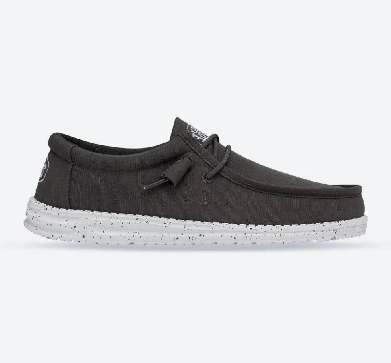 Men's canvas shoes with a removable insole for easy cleaning Men's Heydude 40009 Wally Slub Classic Slip On Shoes Men's canvas shoes with a removable insole for easy cleaning Men's Heydude 40009 Wally Slub Classic Slip On Shoes