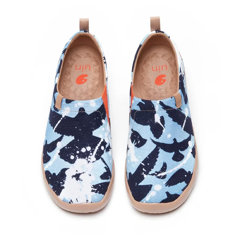 Men's canvas shoes with a branded logo on the side for brand recognition Fly Me Away Toledo I Men Men's canvas shoes with a branded logo on the side for brand recognition Fly Me Away Toledo I Men