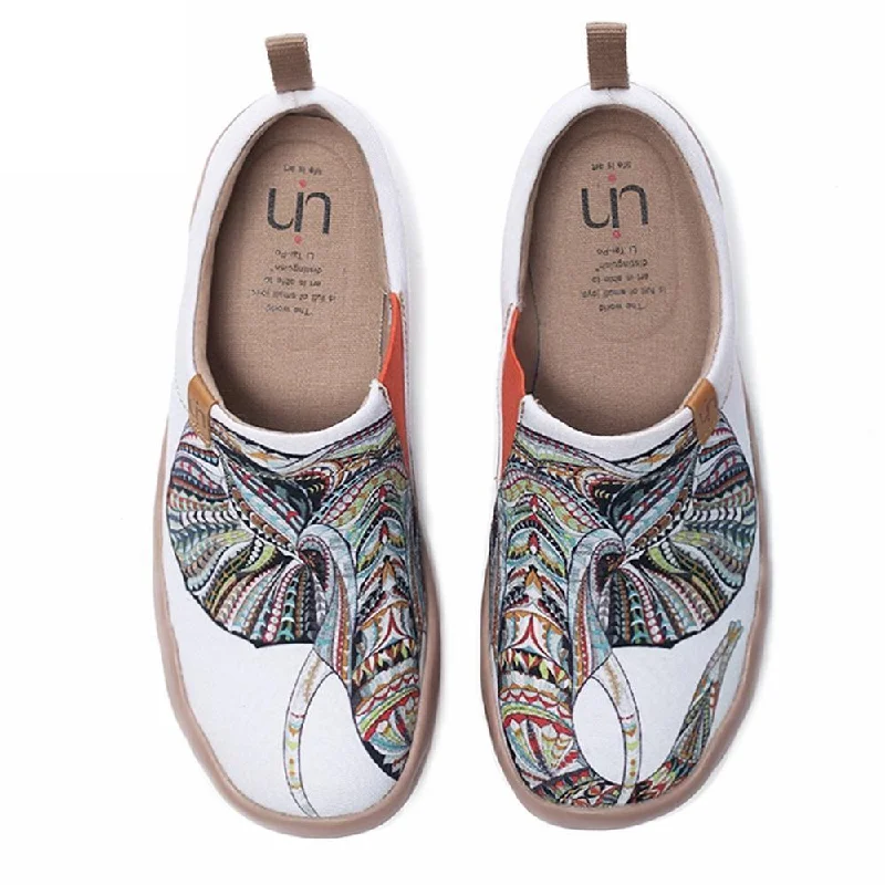Men's canvas shoes with a breathable mesh lining for comfort ELEPHANT Men