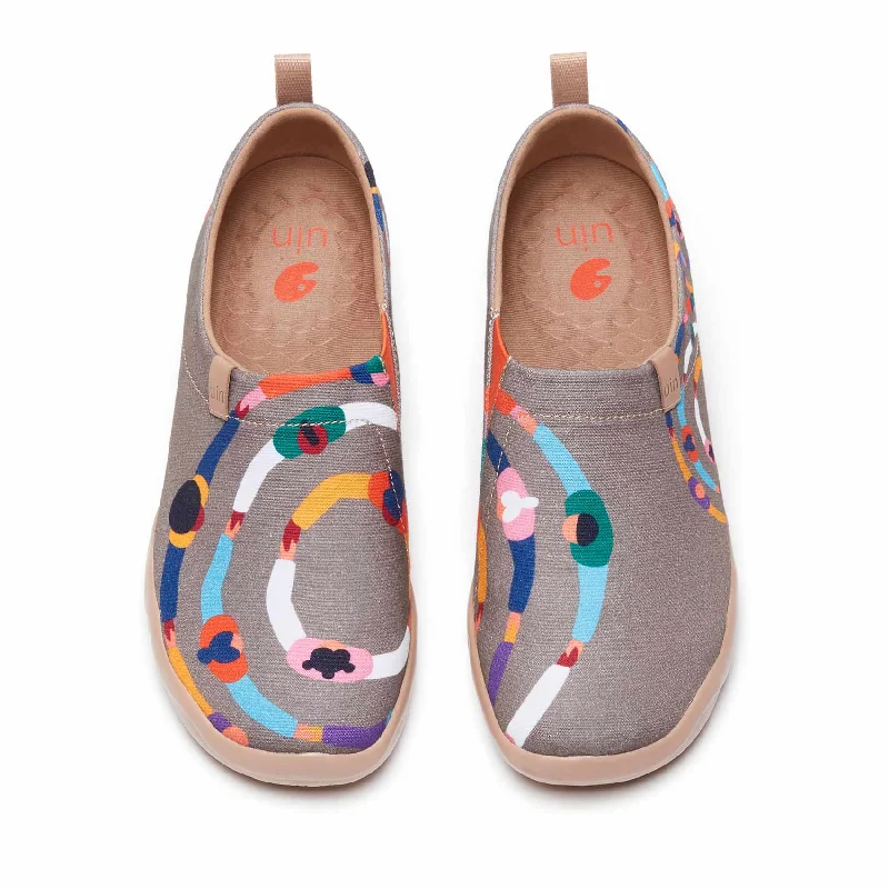 Men's canvas shoes with a branded logo on the side for brand recognition Love Circle Toledo I Men Men's canvas shoes with a branded logo on the side for brand recognition Love Circle Toledo I Men