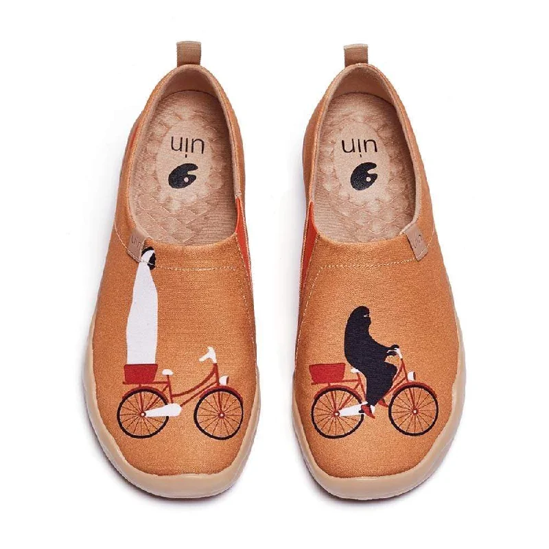 Men's canvas shoes with a buckle - strap detail for a stylish touch Follow Me