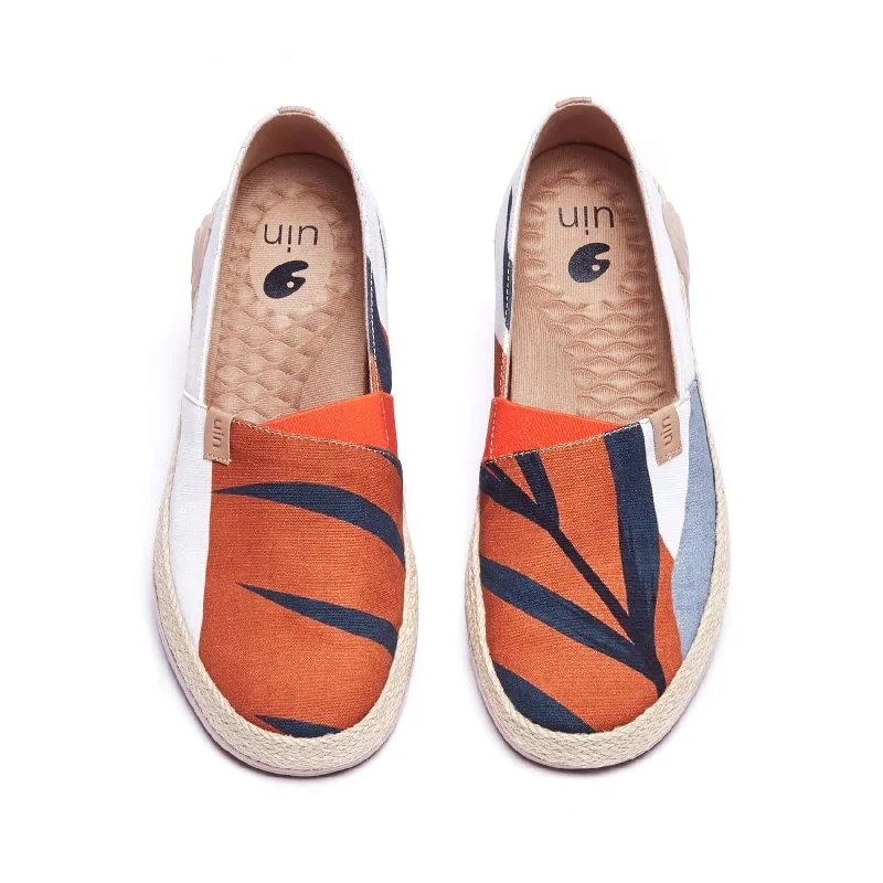 Men's canvas shoes with a neon - colored accent for a trendy touch Palm Leave Marbella Men's canvas shoes with a neon - colored accent for a trendy touch Palm Leave Marbella