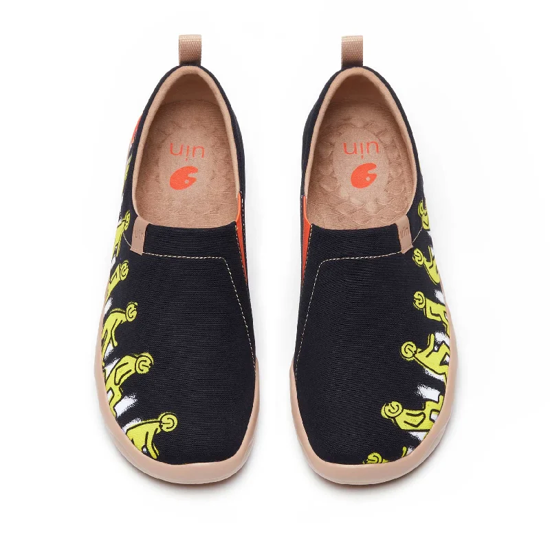 Men's canvas shoes with a shiny canvas finish for a more eye - catching appearance Marching On Toledo I Men Men's canvas shoes with a shiny canvas finish for a more eye - catching appearance Marching On Toledo I Men