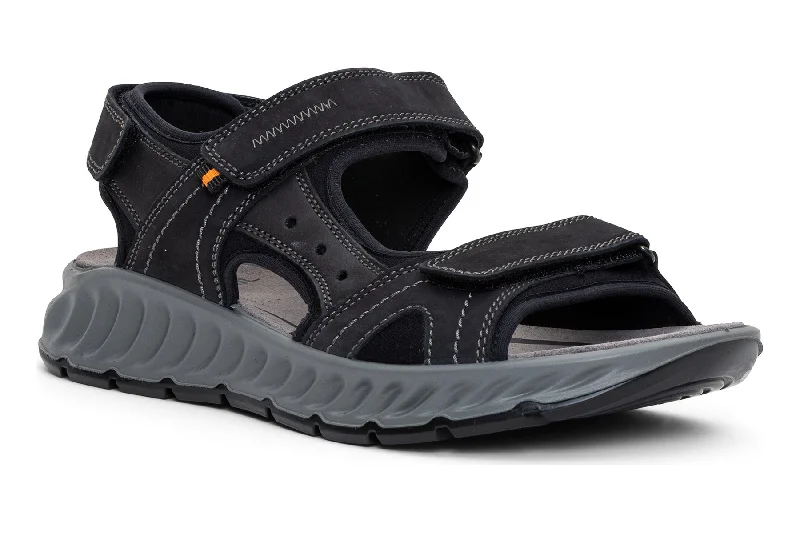 Men's sandals with a contrast stitching detailEverett