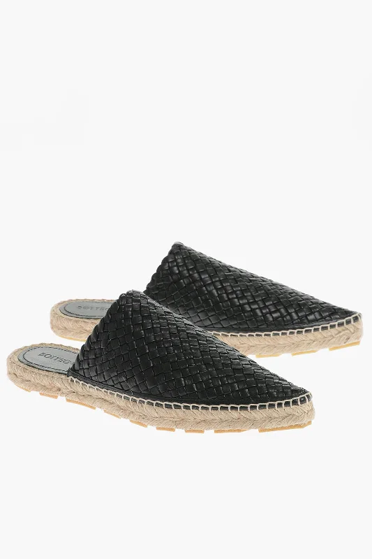 Men's sandals with a removable insole for cleaningBottega Veneta Braided Leather Espadrille Pointed Sabot