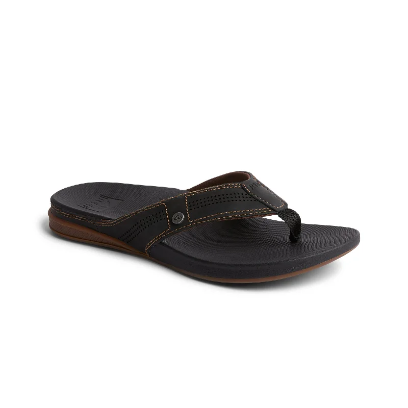 Men's sandals with a perforated leather upper for ventilationCushion Lux