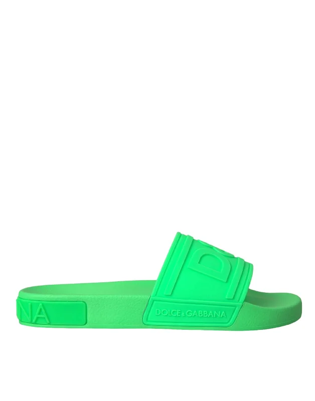 Men's sandals with a decorative buckle or charmDolce & Gabbana Leather Slides Sandals Beachwear Men's Shoes Men's sandals with a decorative buckle or charmDolce & Gabbana Leather Slides Sandals Beachwear Men's Shoes