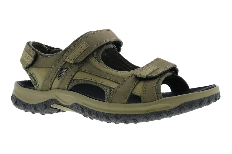 Men's sandals with a buckle closureWarren