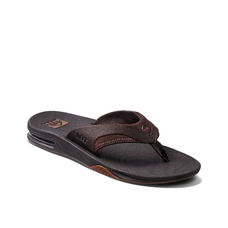 Men's sandals with a removable insole for cleaningLeather Fanning