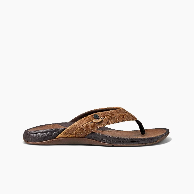 Men's sandals with a decorative buckle or charmReef Pacific Le