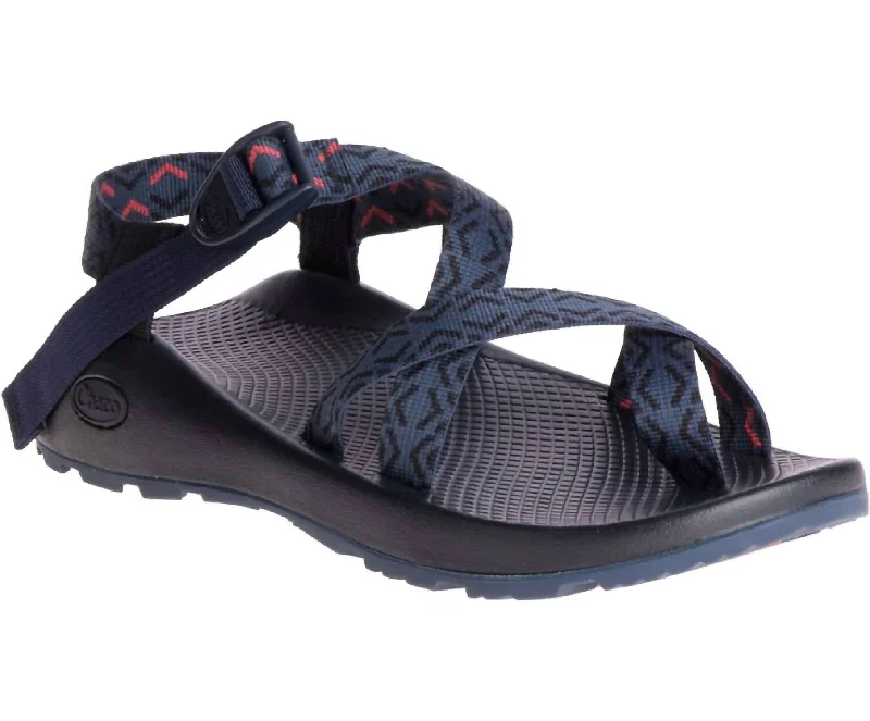 Men's sandals with a flexible sole for easy movementMen's Z/2 Classic Sandals - Wide Width In Stepped Navy