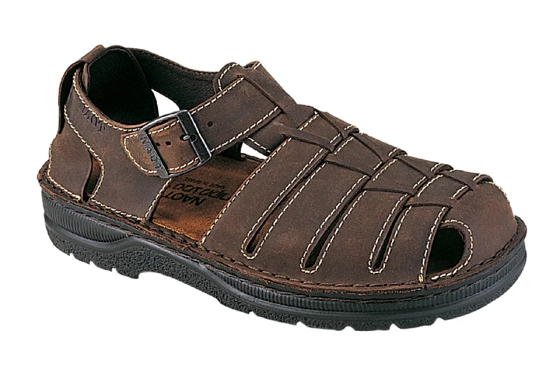 Men's sandals with a contrast stitching detailJulius