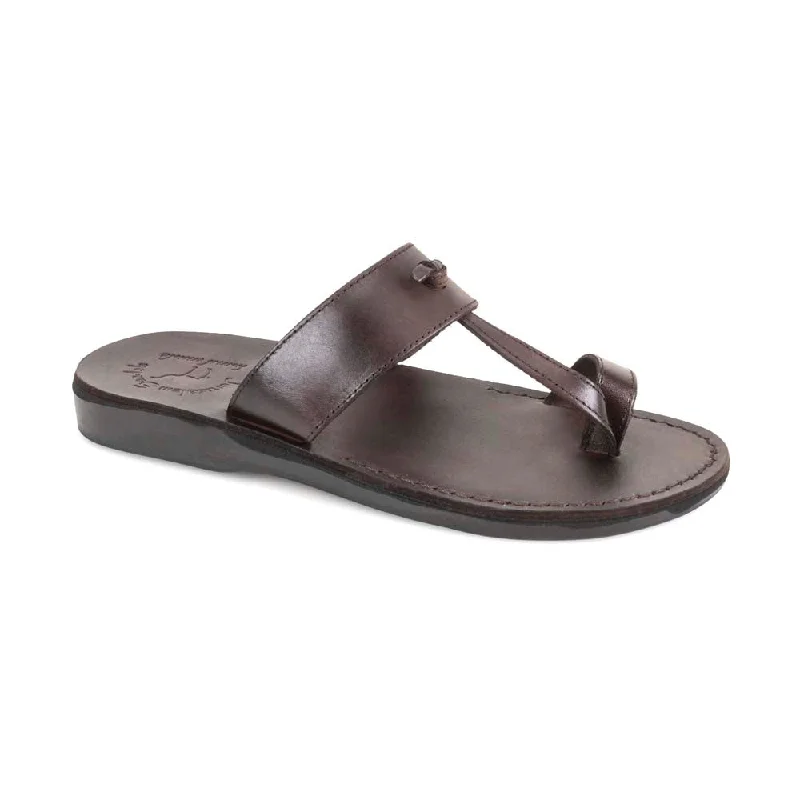 Men's sandals with a contrast stitching detailNathan - Leather Slip On Sandal | Brown Men's sandals with a contrast stitching detailNathan - Leather Slip On Sandal | Brown