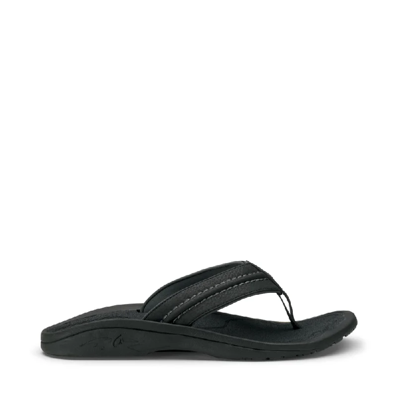 Flip - flop style men's sandals for beach wearOluKai Men's Hokua Thong Sandal in Black/Dark Shadow