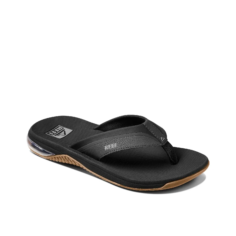 Men's sandals with a buckle closureReef Anchor