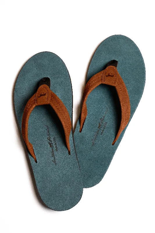 Men's sandals with a shock - absorbing insoleThe Davidson - Nubuck Leather Sandal in Slate Blue and Smooth Tobacco Men's sandals with a shock - absorbing insoleThe Davidson - Nubuck Leather Sandal in Slate Blue and Smooth Tobacco