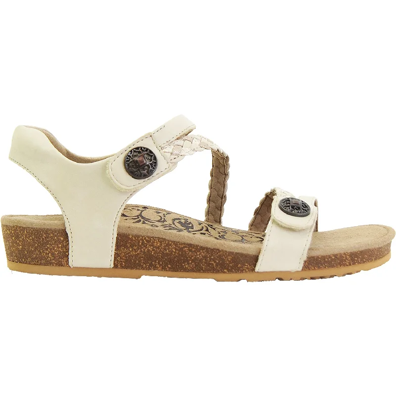 Men's sandals with a contrast stitching detailWomen's Aetrex Jillian Ivory Leather