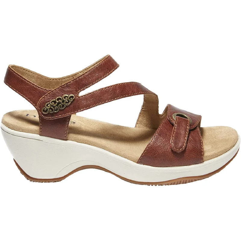 Men's sandals with a rubber sole for tractionWomen's Halsa Cindy Cognac Leather