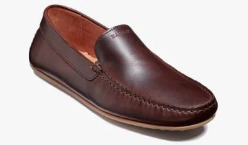 Men's casual shoes with a padded heel for comfortBarker Stirling Driver Shoe - Brown Pull Up