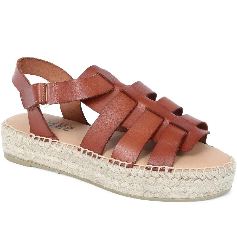 Leather men's casual shoes with a scuffed finishBelisa Gladiator Flatform Sandals - BELISA / 323 671