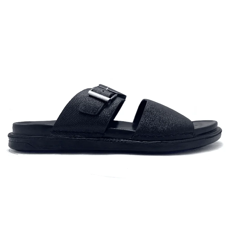 Men's slippers with a padded footbed for all - day comfortBlack Casual Slipper