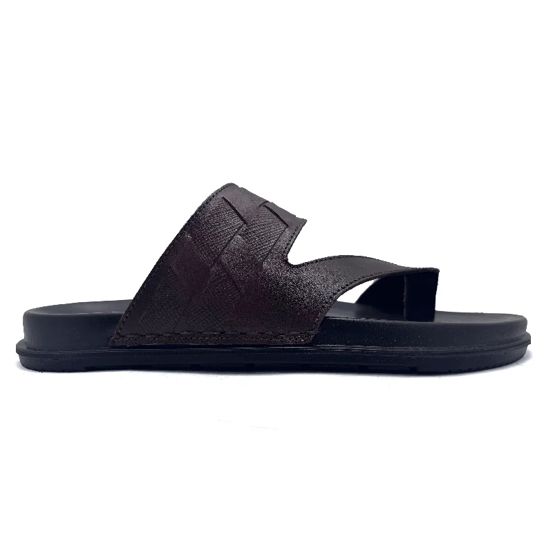 Leather men's slippers with a mule styleBrown Casual Chappal