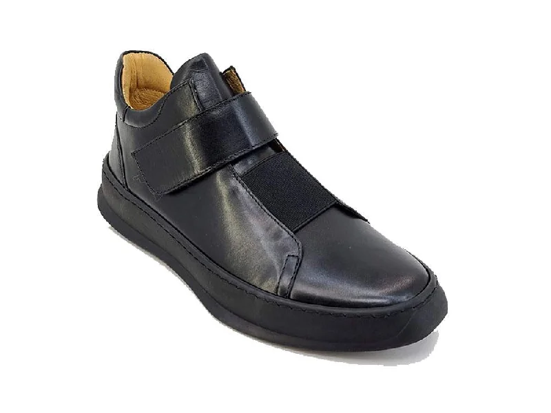 Men's Oxfords with a contrast stitching on the weltCalfskin High Top Sneaker Black Men's Oxfords with a contrast stitching on the weltCalfskin High Top Sneaker Black