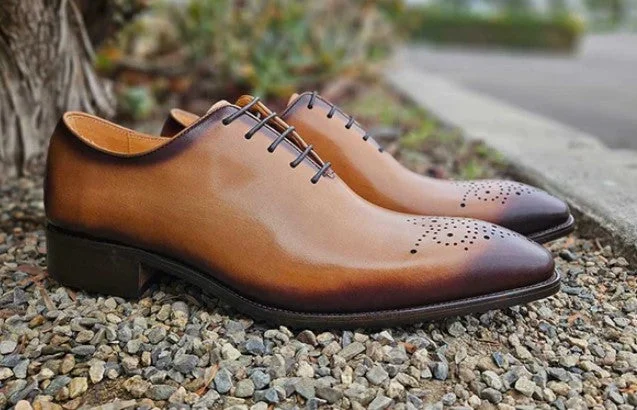 Men's Oxfords in a dark burgundy leather for a unique styleBurnished Calfskin Lace-Up Oxford Cognac Men's Oxfords in a dark burgundy leather for a unique styleBurnished Calfskin Lace-Up Oxford Cognac