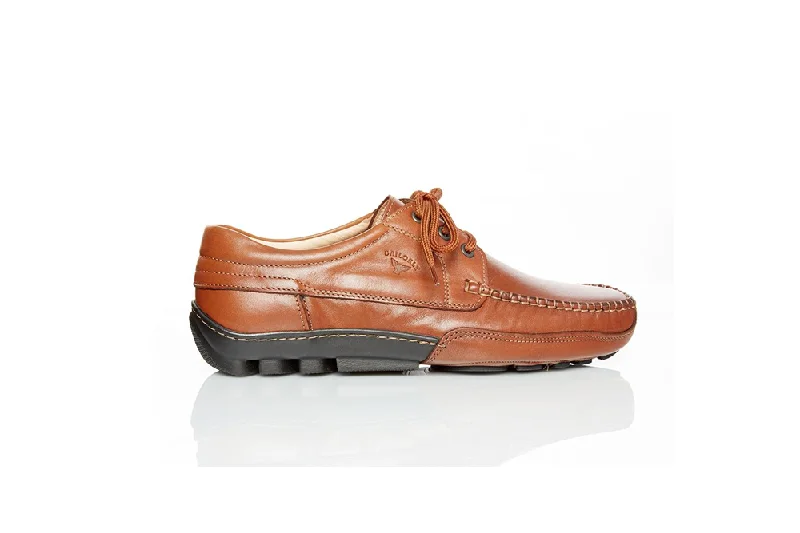 Men's casual shoes with a logo patch on the tongueCHARLES BROWN