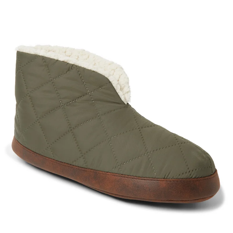 Men's plush slippers with a faux fur liningDearfoams Mens Original Quilted Nylon Warm Up Bootie Men's plush slippers with a faux fur liningDearfoams Mens Original Quilted Nylon Warm Up Bootie