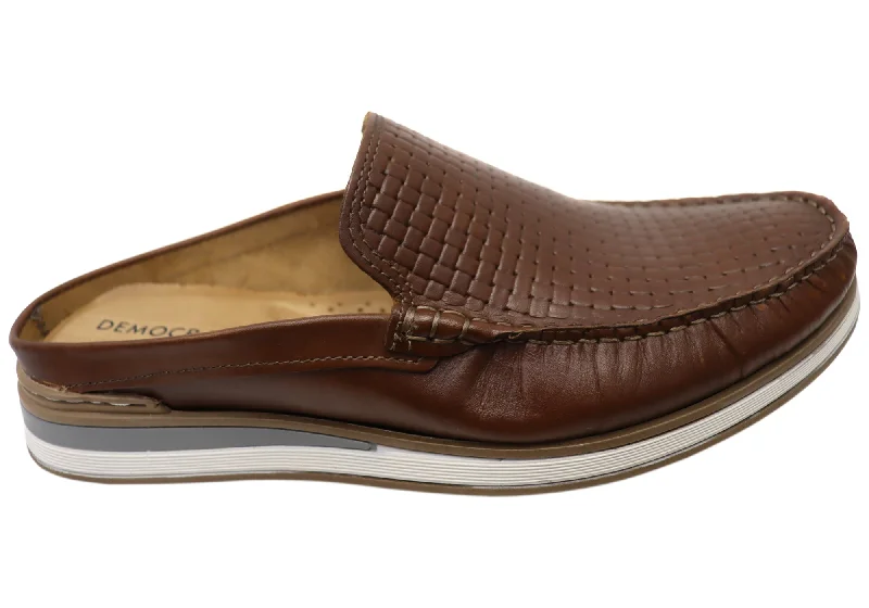 Men's loafers with a contrast stitching detailDemocrata Terri Mens Leather Slip On Comfortable Shoes Made In Brazil