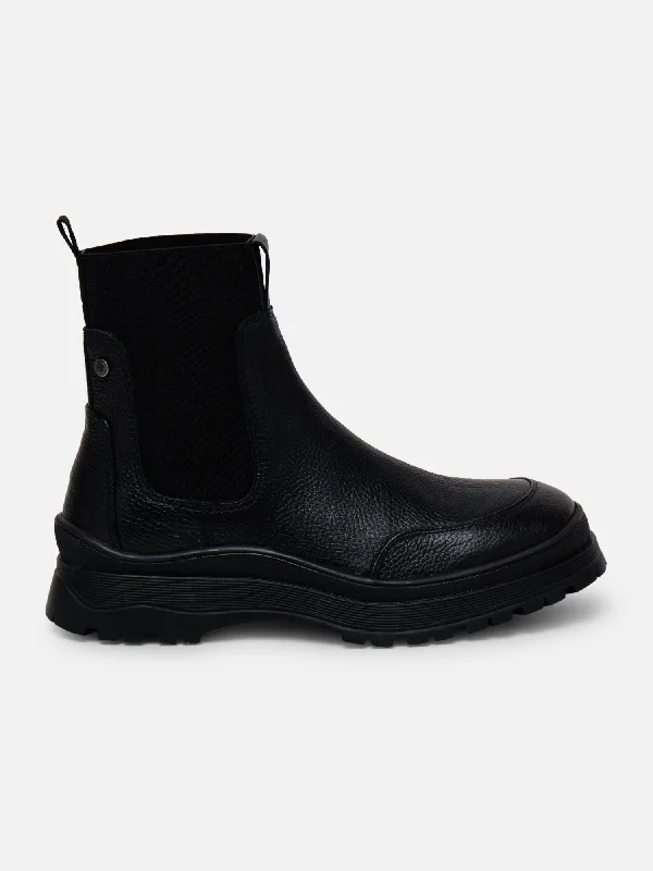 Men's casual shoes with a sporty look and feelEzok Chelsea Boot For Men