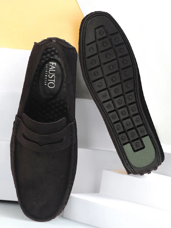 Men's casual shoes with a logo patch on the tongueMen Black Suede Leather Side Stitched Driving Loafer and Moccasin