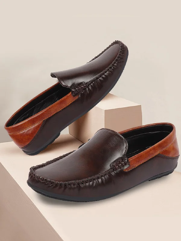 Breathable men's casual shoes for warm weatherMen Brown Casual Slip-On Loafers