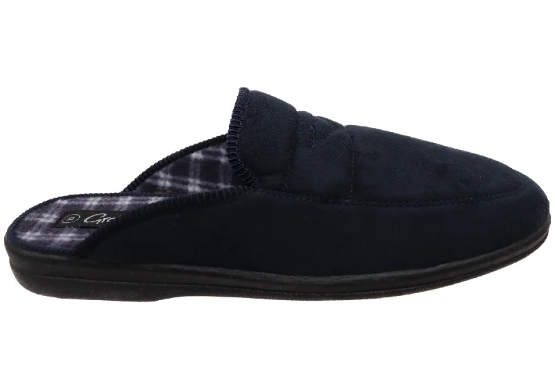 Men's slippers with a logo patch on the sideGrosby Steve Mens Comfortable Slippers