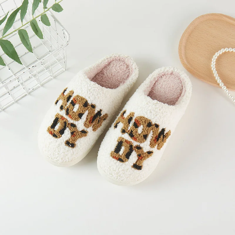 Men's slippers with a breathable fabric upperHOWDY w Leopard Print Soft Home Slippers Pack of 6