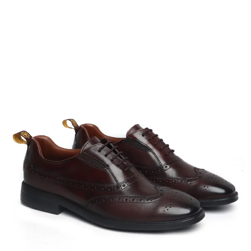 Brogue - perforated men's Oxfords for a traditional lookLight Weight Dark Brown Leather With Punching Brogue Oxford Lace-Up Shoe Brogue - perforated men's Oxfords for a traditional lookLight Weight Dark Brown Leather With Punching Brogue Oxford Lace-Up Shoe