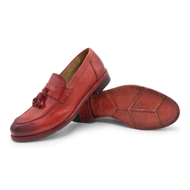 Men's loafers with a contrast stitching detailM905 - Mocassino Scarlet