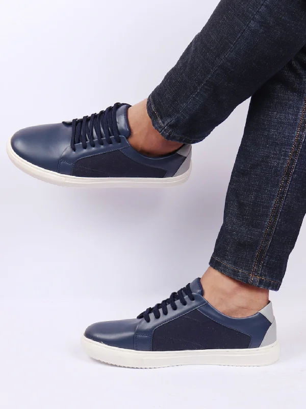 Men's casual shoes with a flexible rubber outsoleMen Navy Blue Outdoor Classic Lace Up Sneakers Shoes