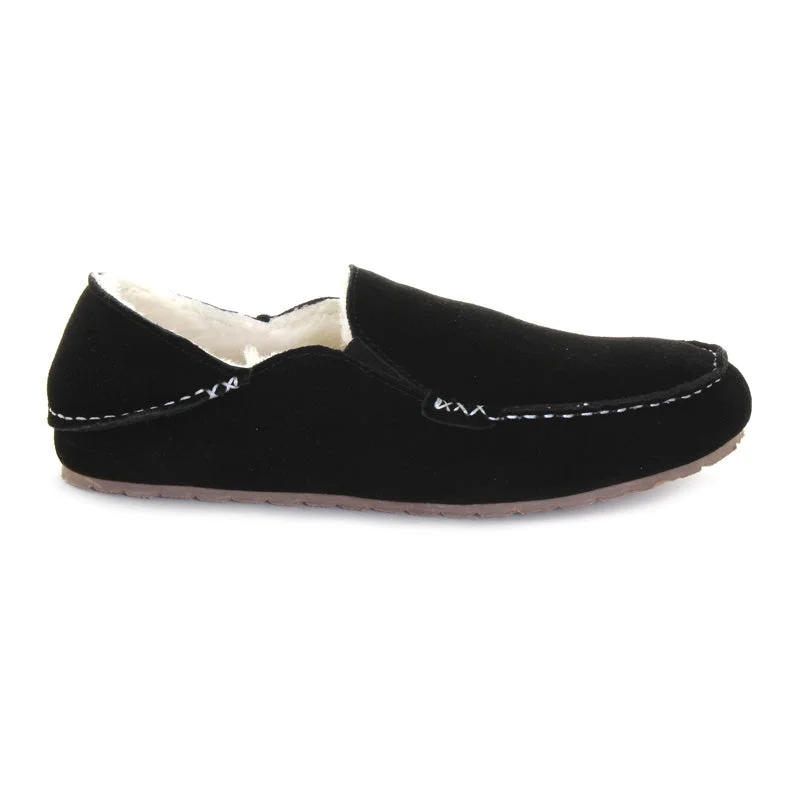 Men's slippers with a wool blend upper for warmthMens Craig Suede Slipper
