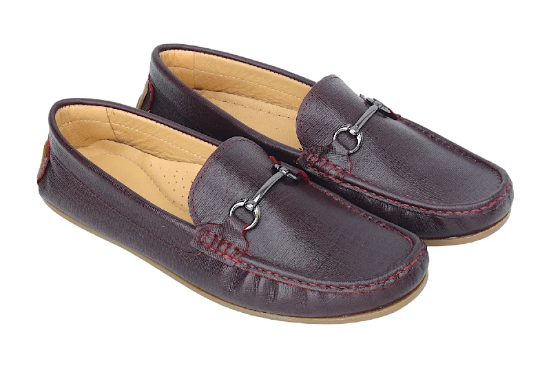 Men's loafers with a stretchy side panel for a better fitMens leather loafer shoe 993532