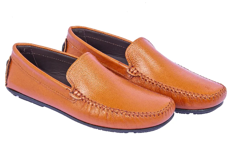 Men's loafers with a smooth leather finishMens leather loafer shoe 993506