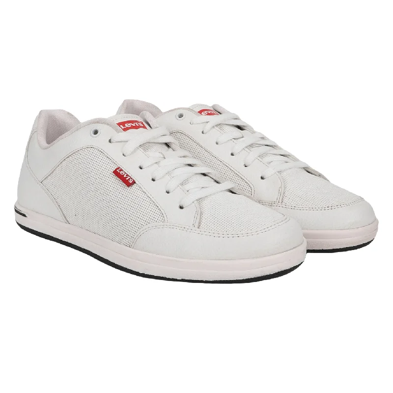 Men's casual shoes with a metallic trimMen's White Shoes