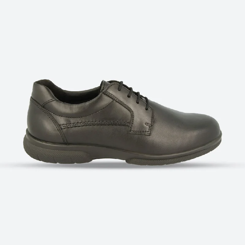 Men's casual shoes with a logo patch on the tongueMens Wide Fit DB Hailsham 2 Shoes